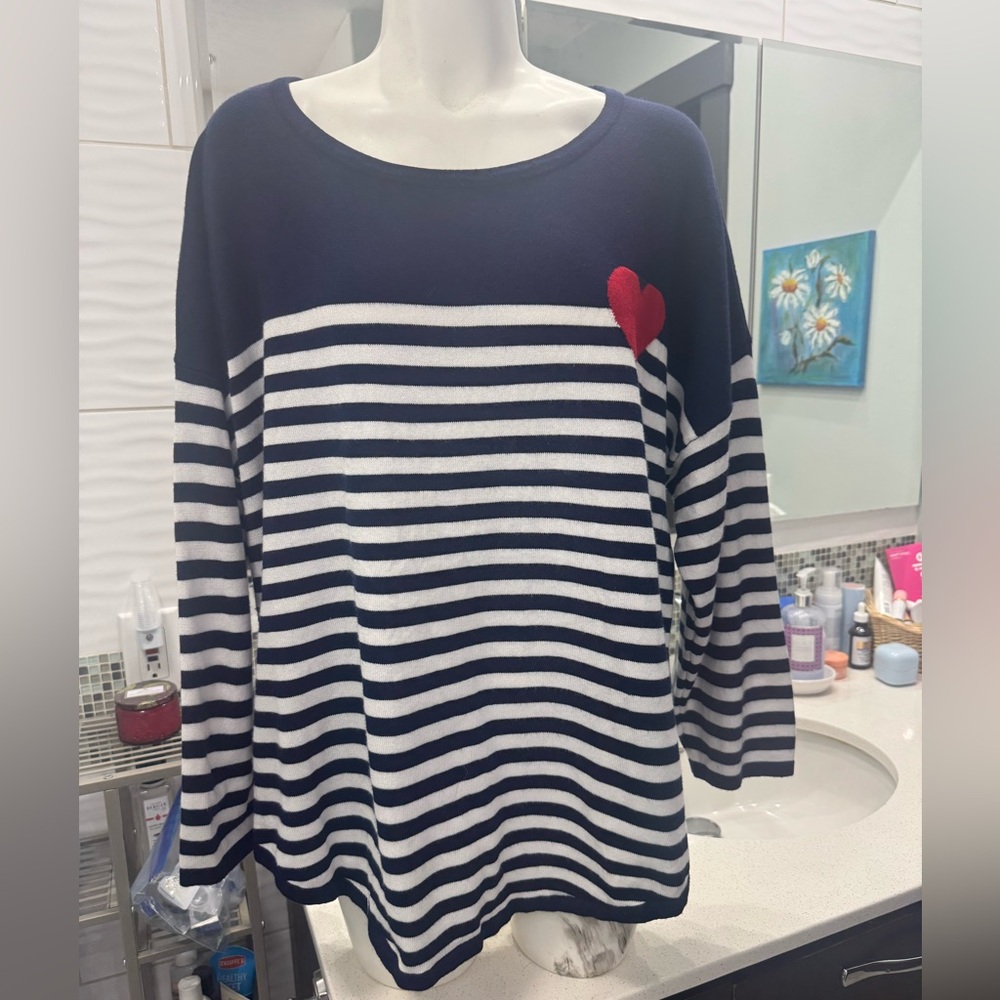 Philosophy Blue and White Boxy 3/4 Sleeve knit sweatshirt